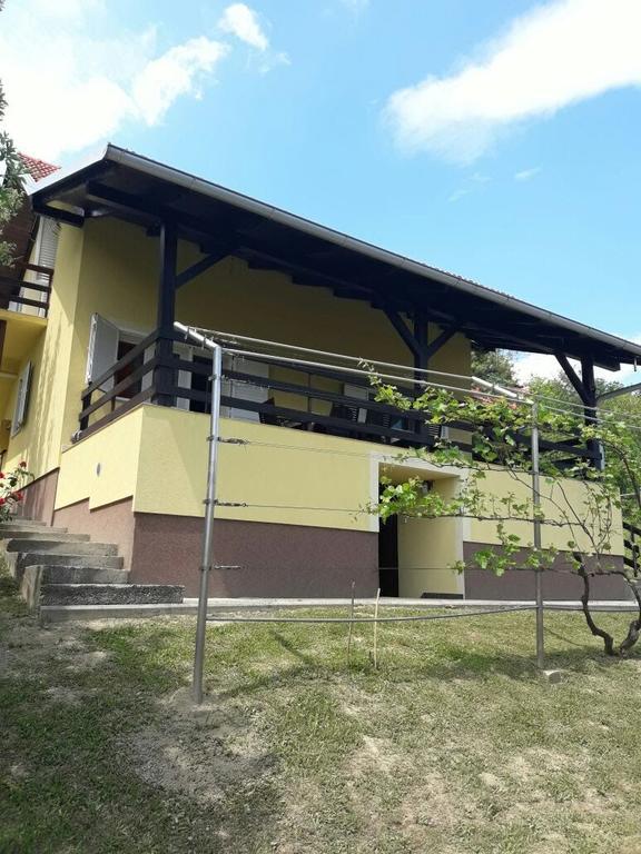 Holiday home Holiday Dora